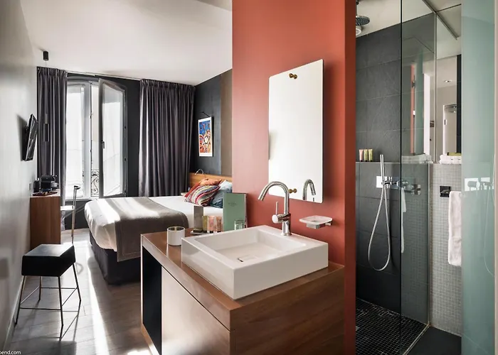 Ξενοδοχείο Fred'hotel 3*