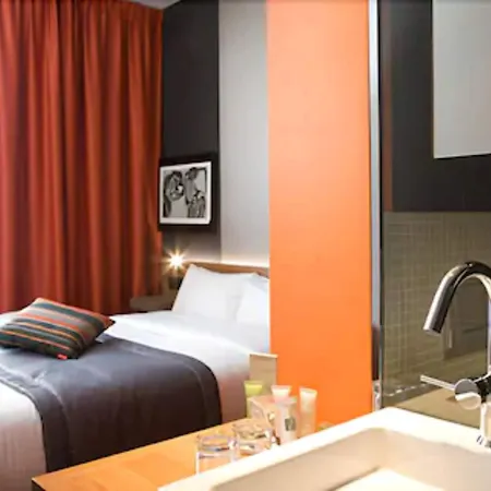 Fred'hotel Отель